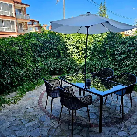 Blue Bay House 3* Neszebar