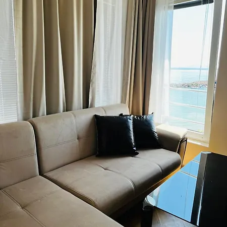 Blue Bay House Guest house